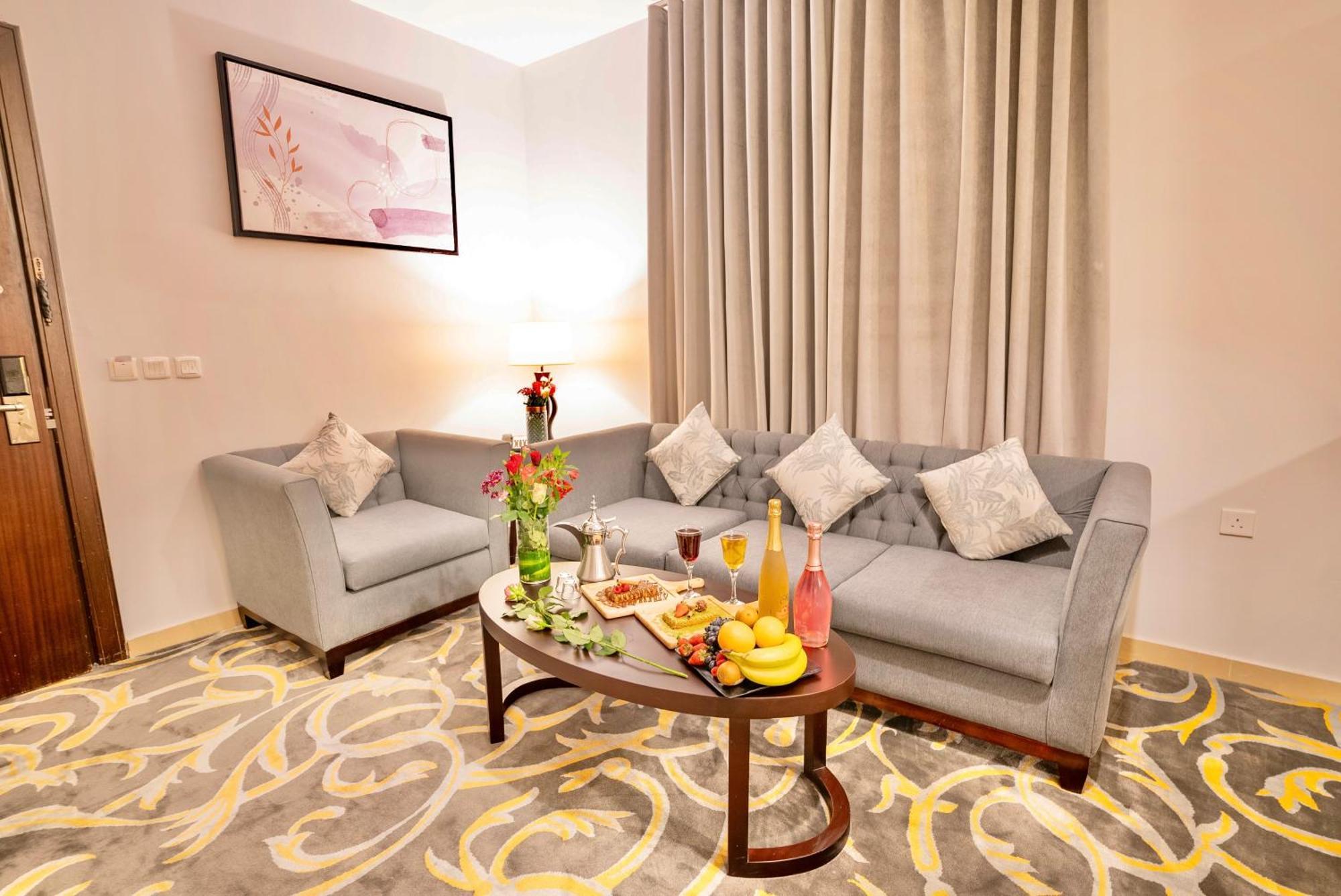 Laten Suites Al Naseem Jidá Exterior foto